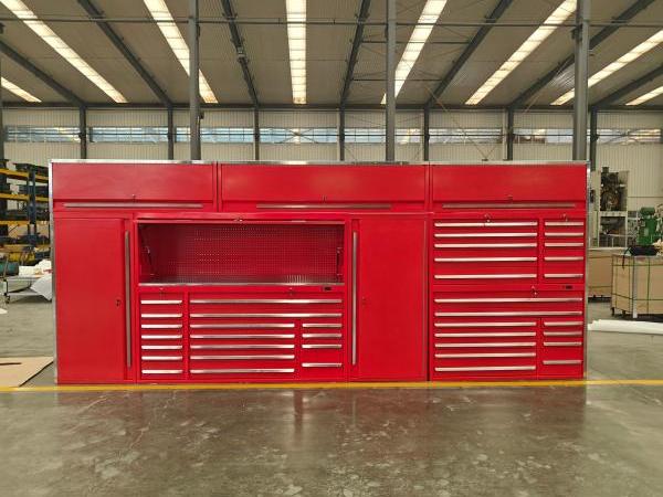Mobile garage per utensili per utensili