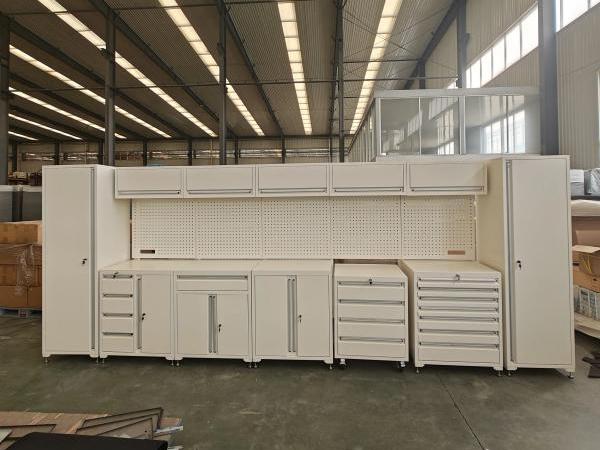 Il nuovo gabinetto per strumenti modulari innova soluzioni di archiviazione industriale e conduce una nuova era di lavoro efficiente